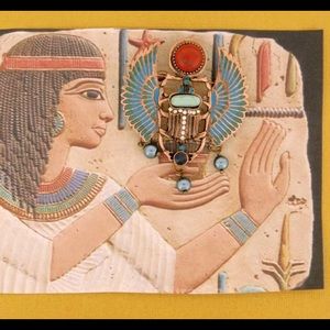 2 in 1 Brooch & Pendant - Egyptian Necklace Scarab